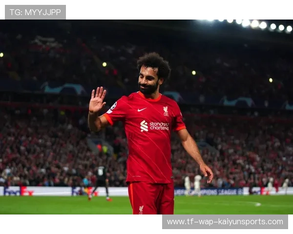 萨拉赫弧线球挂死角入网,利物浦2-0击败伯恩利稳居榜首 萨拉赫弧线球挂死角入网,利物浦2-0击败伯恩利稳居榜首