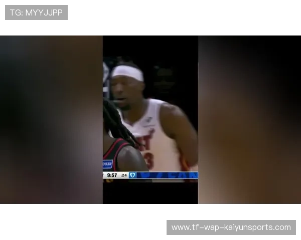 关键抢断反击，一条龙得分