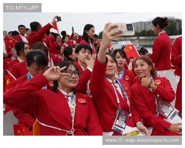 中国奥运礼服发布:开门红主题惊艳,奥运开幕式礼服 中国奥运礼服发布:开门红主题惊艳,奥运开幕式礼服